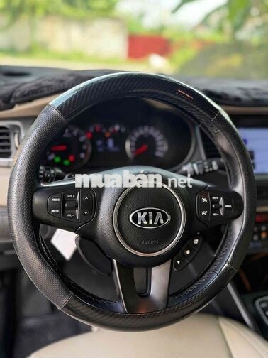 Kia Rondo 2019 Trắng Tự động 7 vạn
