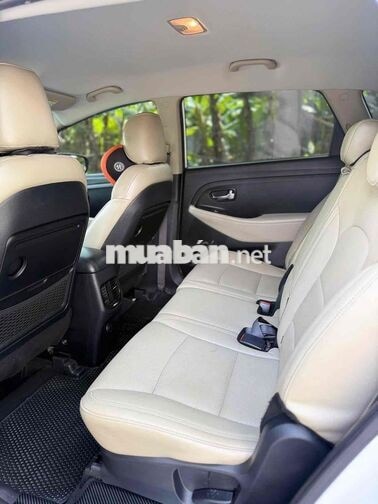 Kia Rondo 2019 Trắng Tự động 7 vạn