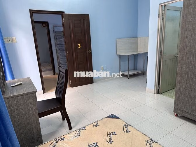 Phòng NGUYÊN HỒNG, lầu 1, có ban công, full nội thất