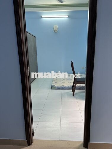 Phòng NGUYÊN HỒNG, lầu 1, có ban công, full nội thất