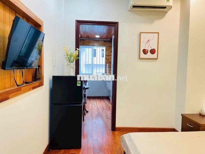 1PN Tách Bếp Có Máy Giặt Riêng - Full Đồ Gỗ- Tô Hiến Thành Q10 Không