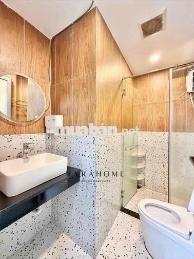 Studio ban công - Phan Xích Long gần khu ẩm thực Vạn Kiếp