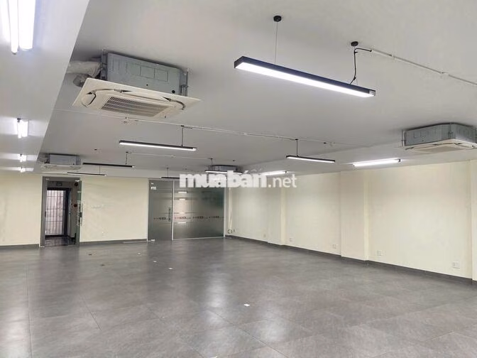 NHÀ ĐƯỜNG PHỔ QUANG DIỆN TÍCH: 8X20M TRỆT 3 LẦU CHO THUÊ