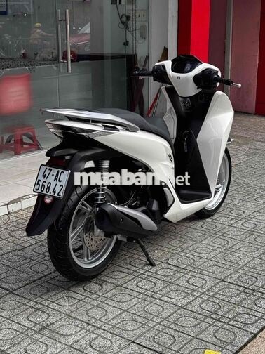 Honda SH 160i ABS 2026 Trắng đen 1k