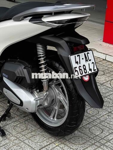 Honda SH 160i ABS 2026 Trắng đen 1k