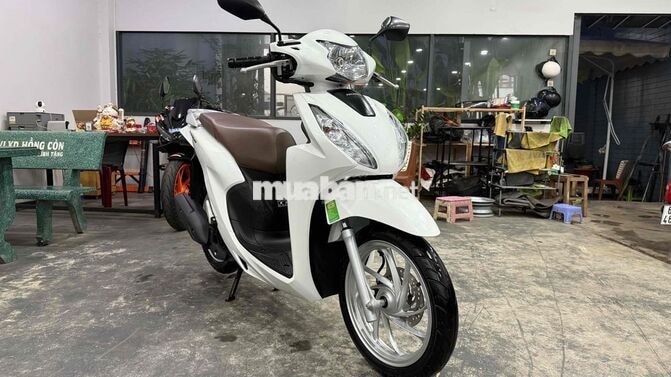 Honda Vision 2024 Trắng camay Chìa khoá thông minh