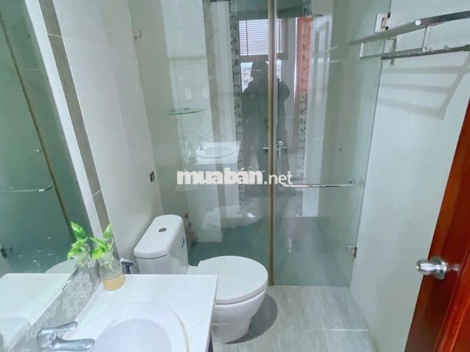 Phòng Ban công FULL Nội Thất Ngay Sân bay TSN, An ninh giờ tự do