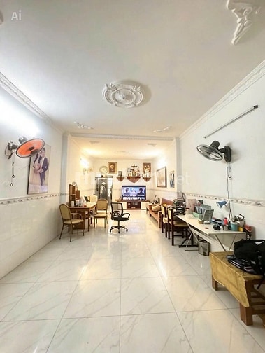 Bán nhà DT 4x18 đúc 2 tầng hẻm ô tô đường Nguyễn Văn Quá giá 2ty920 TL