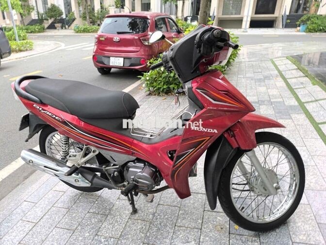 Honda Blade 2015 màu Đỏ