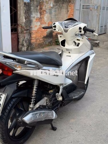 Honda Air Blade Trắng 2012 Fi xe đẹp chạy ít