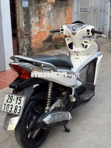 Honda Air Blade Trắng 2012 Fi xe đẹp chạy ít