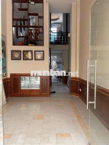 NHÀ CHO THUÊ GẦN MẶT TIỀN HXH phù hợp mở văn phòng