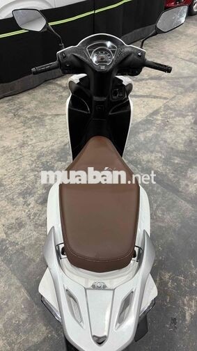Honda Vision 2024 Trắng camay Chìa khoá thông minh