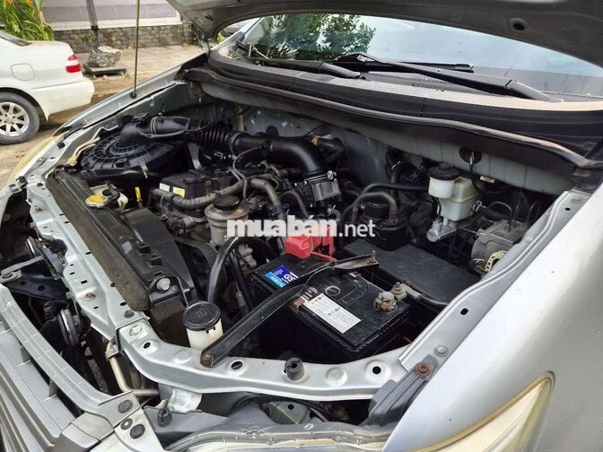 Toyota Innova 2.0E 2015 Bạc 8 chỗ Số sàn