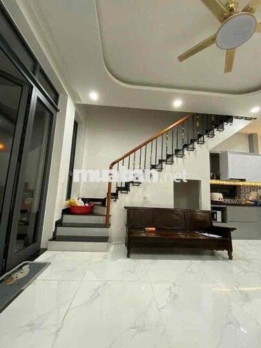 141 ✨ 🏡 CHO THUÊ NHÀ SÂN VƯỜN 2 TẦNG MẶT TIỀN HÓI KIỂNG
