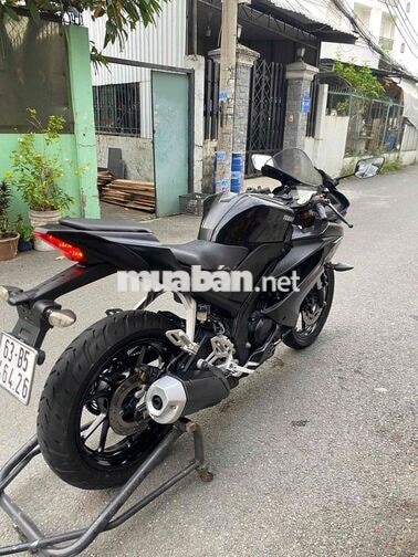 Yamaha R15 v3 xe đẹp máy móc zin êm giá tốt
