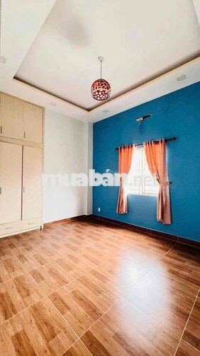 NHÀ RỘNG GẦN TRƯỜNG CẤP 1..2..3. TRỆT 2 LẦU 4PN 3WC. ĐƯỜNG XE TẢI