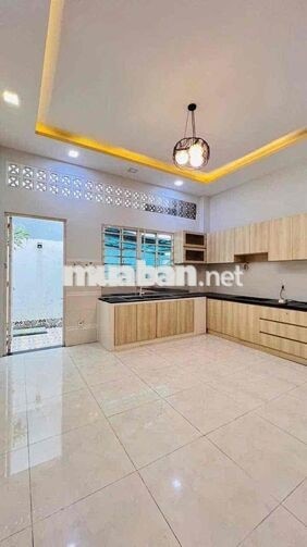 NHÀ RỘNG GẦN TRƯỜNG CẤP 1..2..3. TRỆT 2 LẦU 4PN 3WC. ĐƯỜNG XE TẢI