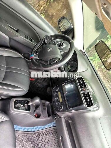 Mitsubishi Attrage 2022 Tự động Trắng