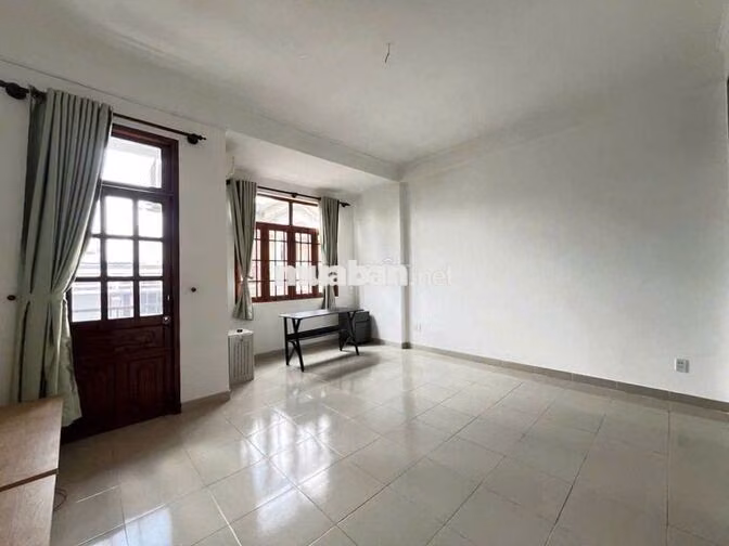 NHÀ ĐƯỜNG HOÀNG VĂN THỤ DIỆN TÍCH: 5X15M TRỆT 2 LẦU CHO THUÊ