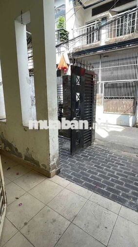 CHO THUÊ NHÀ NGUYÊN CĂN 1 TRỆT 1 LẦU 2PN 2WC HƯỚNG ĐÔNG NAM GIÁ  10TR
