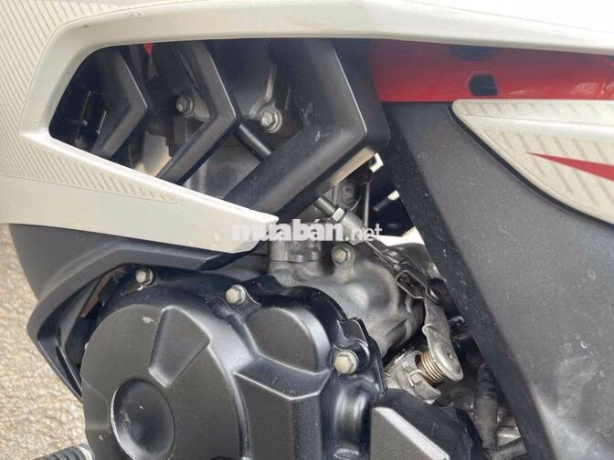 Yamaha Exciter 150 Trắng đỏ