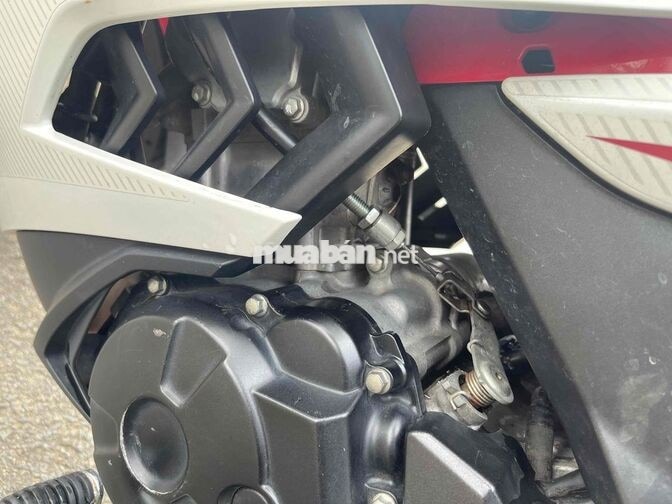 Yamaha Exciter 150 Trắng đỏ