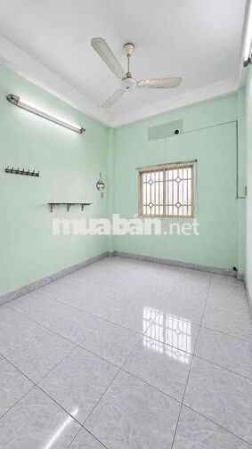🟥⭐ NHÀ 3 TẦNG + SÂN THƯỢNG, 5PN – NGAY CẦU CHỮ Y, GẦN HXH – 6,6 TỶ