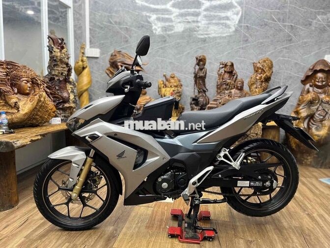 Winner V3 2022 chính chủ Phanh ABS, Smartkey