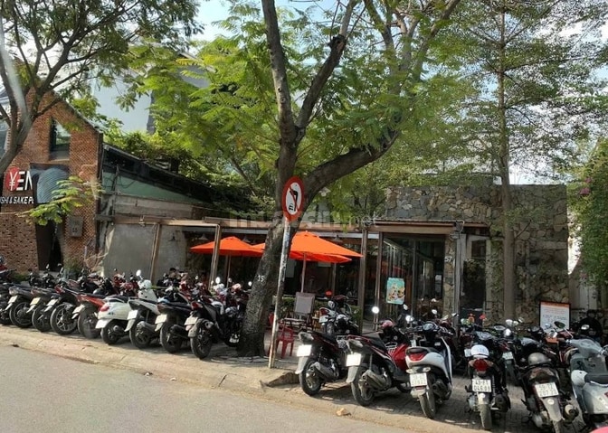 Cho Thuê Nhà 16x31m, DTSD 900m², 1 Trệt 1 Lầu, 57 Xuân Thủy Thảo Điền 