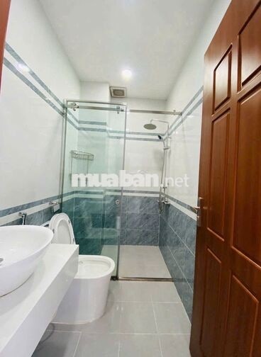 Cần cho thuê nhà MT 65A Đường Nguyễn Minh Hoàng P.12 Q.Tân Bình 