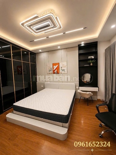 Nhà Đẹp Nguyên Căn 5T Cầu Giấy - Hoàng Quốc Việt - 4PN - full đồ, 15tr