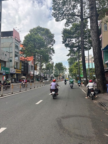 Bán Gấp Mặt Tiền Nguyễn Tri Phương, P4, Quận 10.