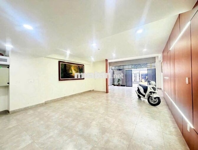 Cần cho thuê nhà MT 65A Đường Nguyễn Minh Hoàng P.12 Q.Tân Bình 