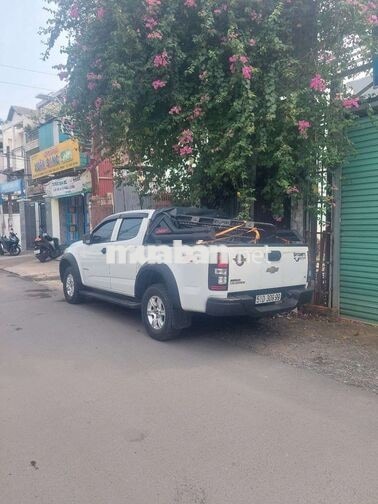 Chevrolet Colorado Trắng Xe bán tải