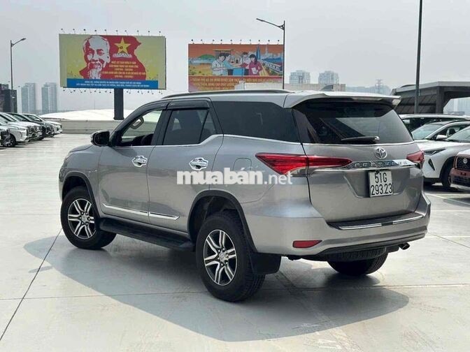Toyota Fortuner 2016 SUV Bạc 38.000 km