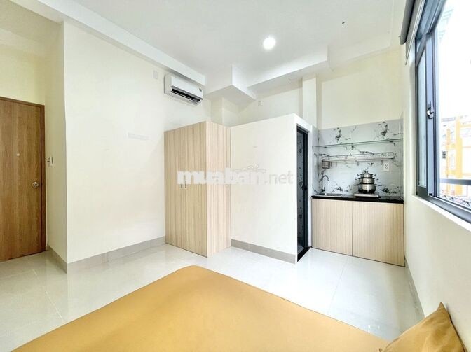 Phòng cửa sổ trời ánh sáng trực tiếp - Nguyễn Thị Thập gần chợ Tân Mỹ