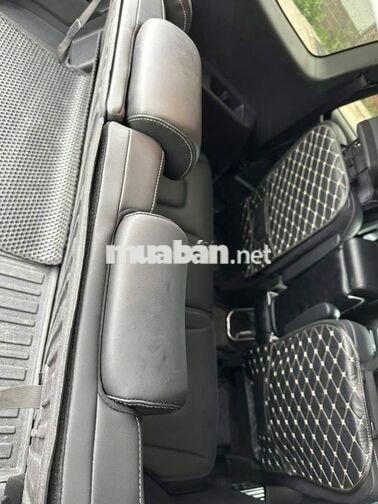 Hyundai Custin 7 chỗ Trắng 111.558 km