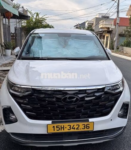 Hyundai Custin 7 chỗ Trắng 111.558 km