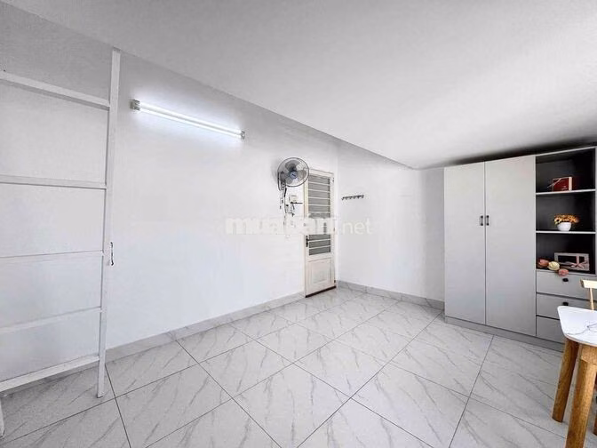 DUPLEX CỬA SỔ TRỜI FULL NỘI THẤT NGAY TÂN SƠN NHÌ - ETOWN CỘNG HOÀ