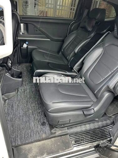Hyundai Custin 7 chỗ Trắng 111.558 km