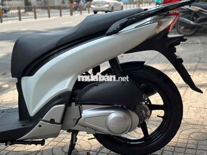 Honda SH150i Nhập khẩu Trắng đen 40141 km