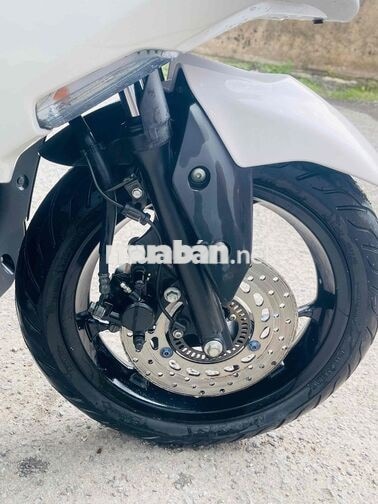 Yamaha NVX 155 Trắng ABS