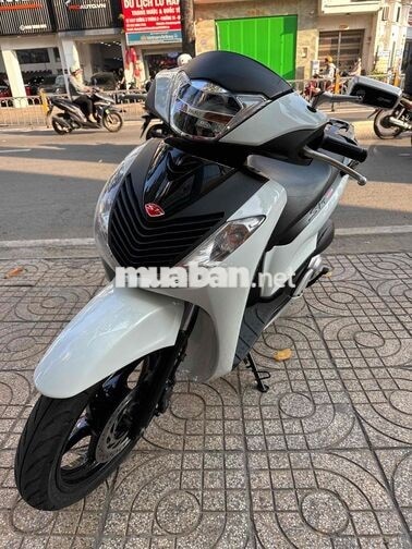 Honda SH150i Nhập khẩu Trắng đen 40141 km