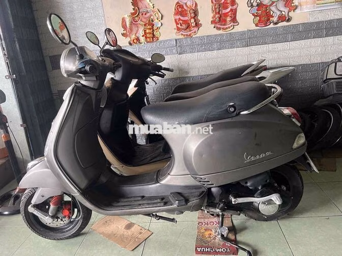 Piaggio Vespa 2009 Xám