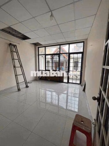 cho thuê nhà 4x15 gồm 2lầu , 4pn, 3tolet , giá 12tr