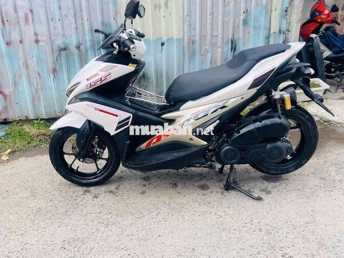 Yamaha NVX 155 Trắng ABS