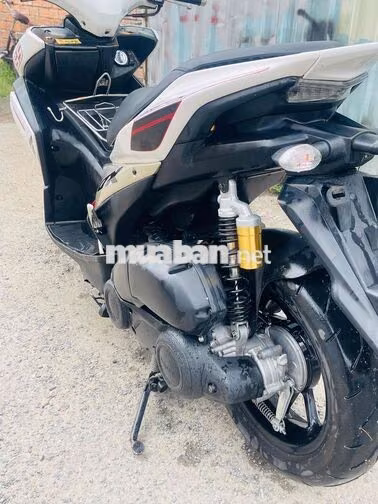 Yamaha NVX 155 Trắng ABS
