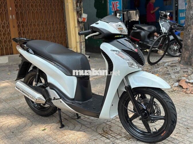 Honda SH150i Nhập khẩu Trắng đen 40141 km