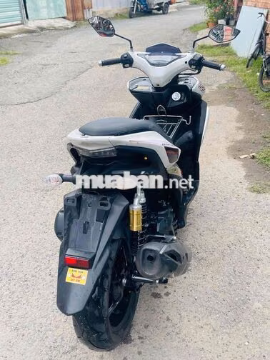 Yamaha NVX 155 Trắng ABS